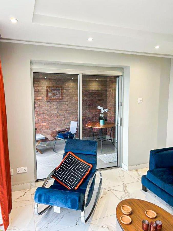 Modern Luxurious Apartment W/ Patio Balcony & View Jordanstown Eksteriør bilde